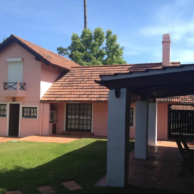House in Punta del Este Pinares for families! - Four-Bedroom House - 15