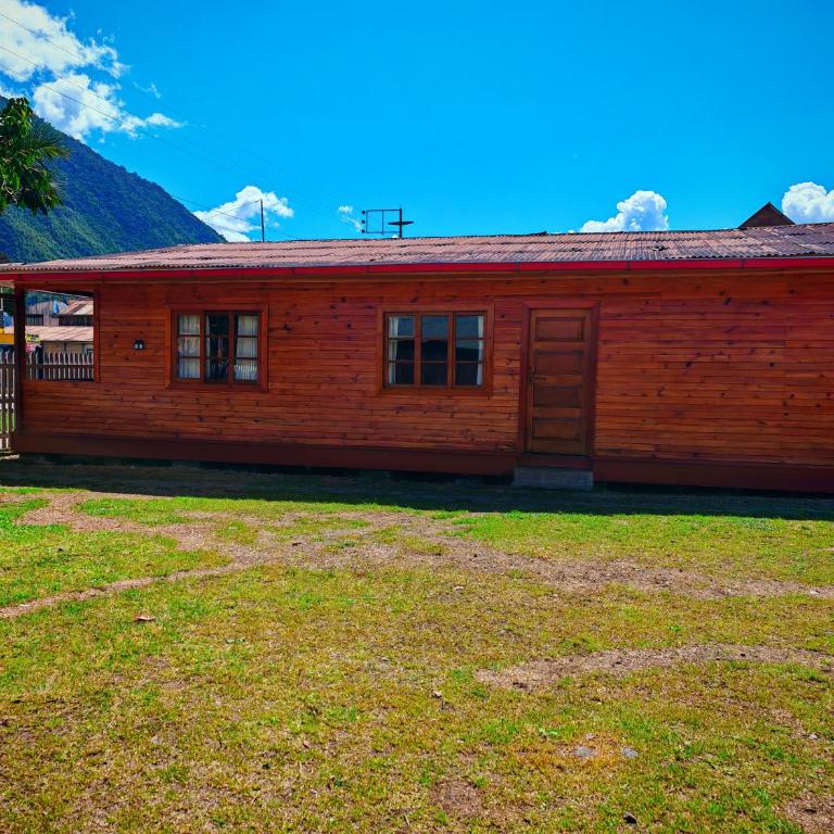 Wooden House Oxa - Five-Bedroom House - 8