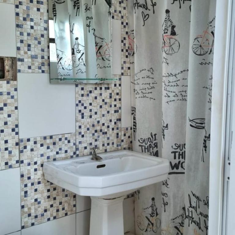 Hostel - Sueños del Rio - Habitación Familiar - 4