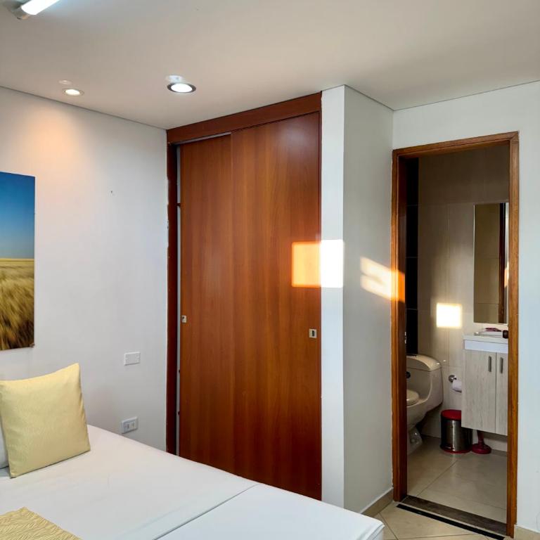 Hotel Prince Plaza - Habitación Individual - 10