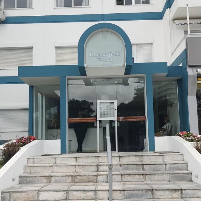 Excelente apartamento Chesterfield - Three-Bedroom Apartment - 2
