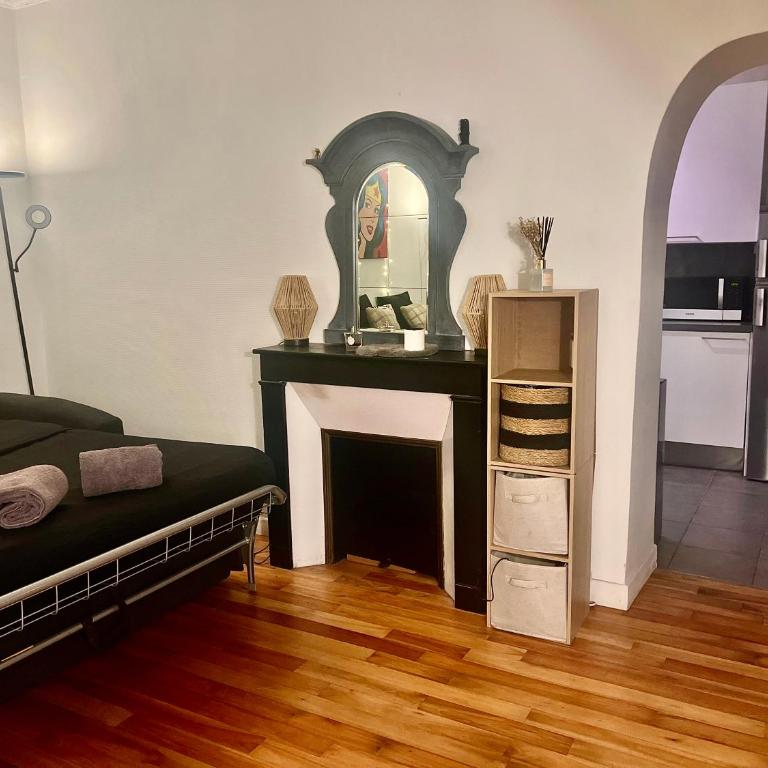 Studio Haut Haut de Gamme - Bain de lumière - Vue sur Paris - Appartement 1 Chambre - 16
