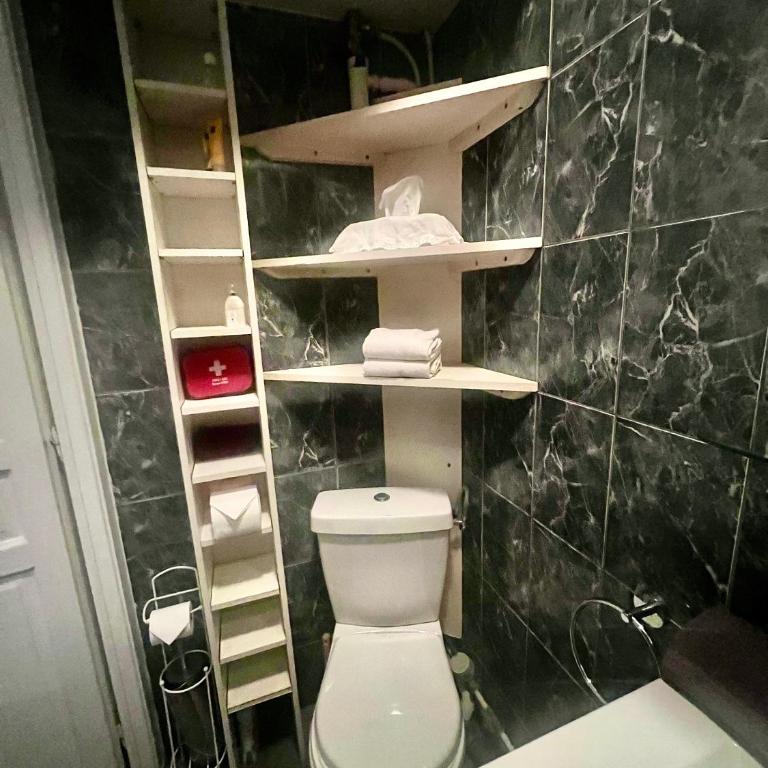 Studio Haut Haut de Gamme - Bain de lumière - Vue sur Paris - Appartement 1 Chambre - 21