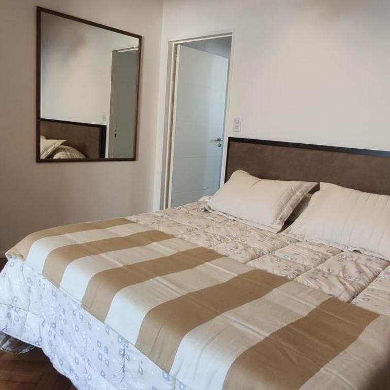 Spacious Retreat Studio near Obelisk - Apartamento - 4
