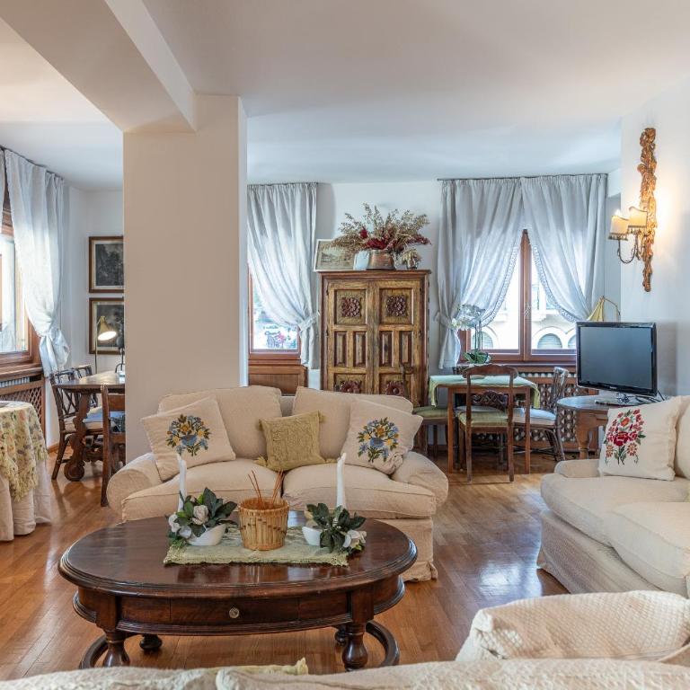 Casa Bigontina 19, in the center of Cortina - Appartamento con 4 Camere da Letto e Balcone - 1