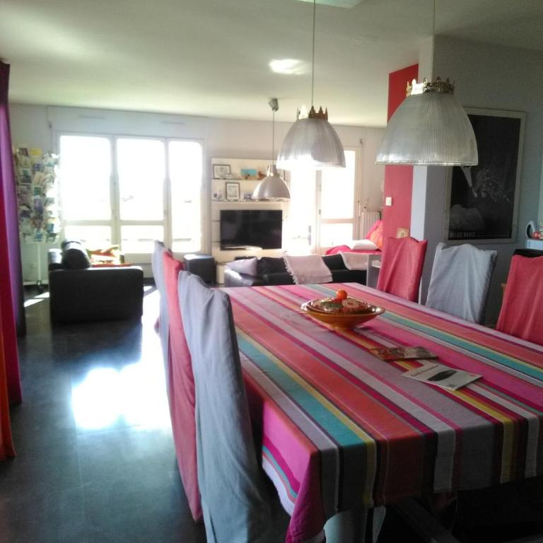 T5 Exceptional! Terrace 60 m2 by station 8 Pers - Appartamento - 8