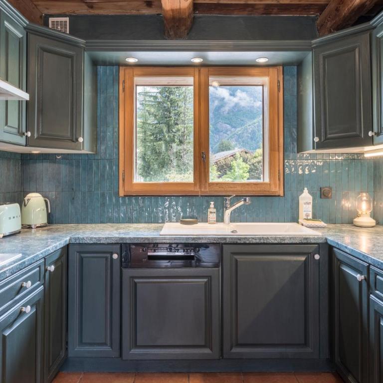 Chalet Scandinave - Ski-in out Piste Flegere - Next to Golf - By Cozee Rentals - Chalet - 4