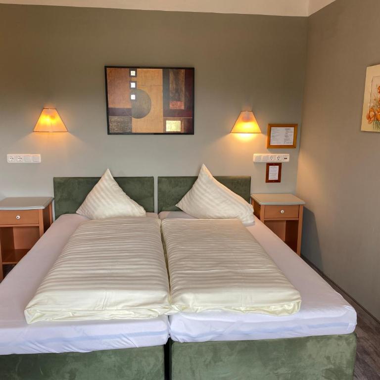 Hotel Edelweiss Kitzbühel - Budget Doppelzimmer - 4