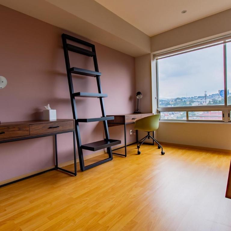 2BR Santa Fe Style & Comfort with Gym & Parking - Apartment - 9