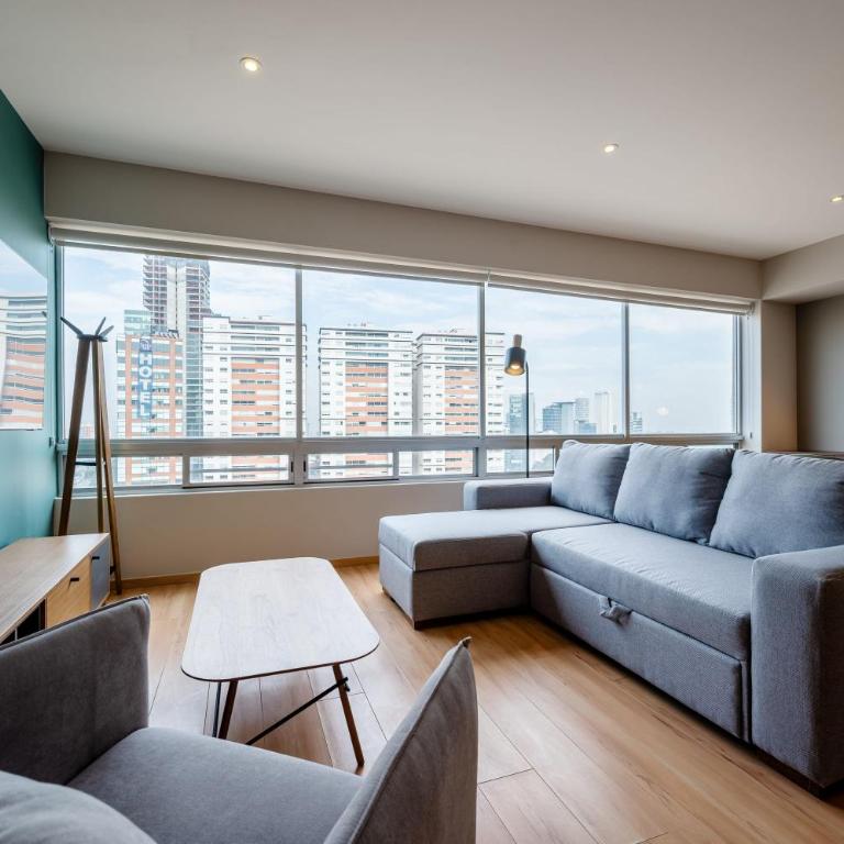2BR Santa Fe Style & Comfort with Gym & Parking - Apartment - 13
