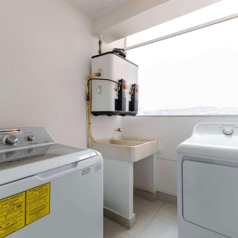 Capitalia Gym Parking Access Near Santa Fe Mall - Apartamento - 28