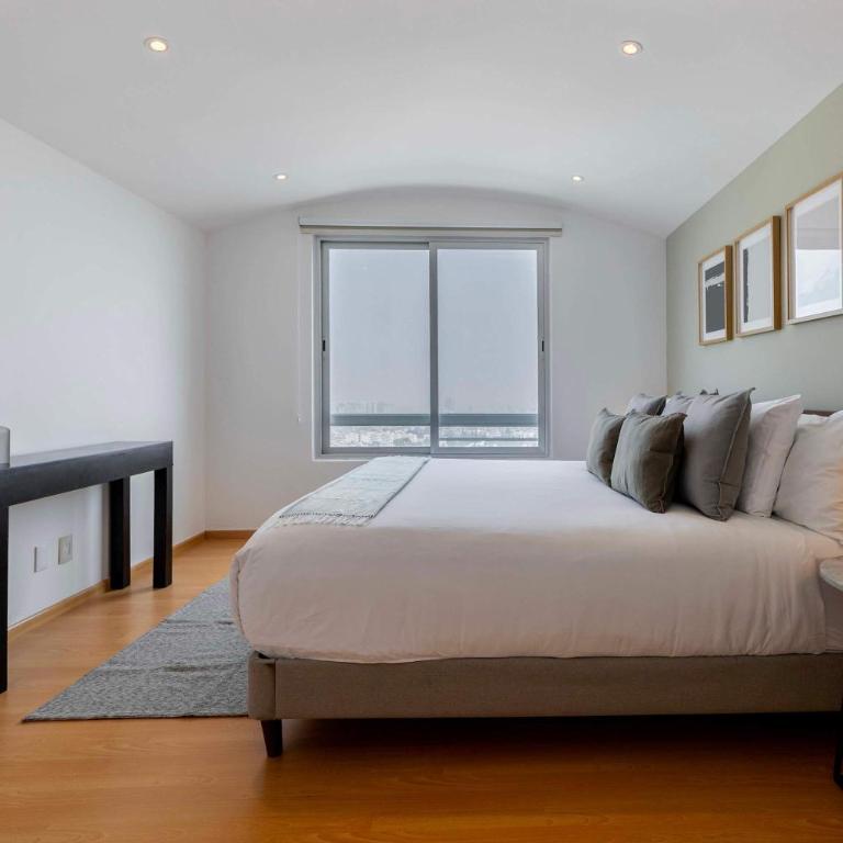 Capitalia Gym Parking Access Near Santa Fe Mall - Apartamento - 34