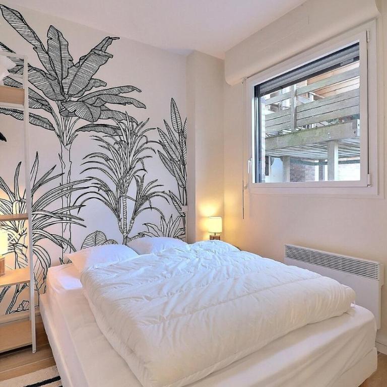 Sublime apartment facing the Port & Planches - Appartement - 2