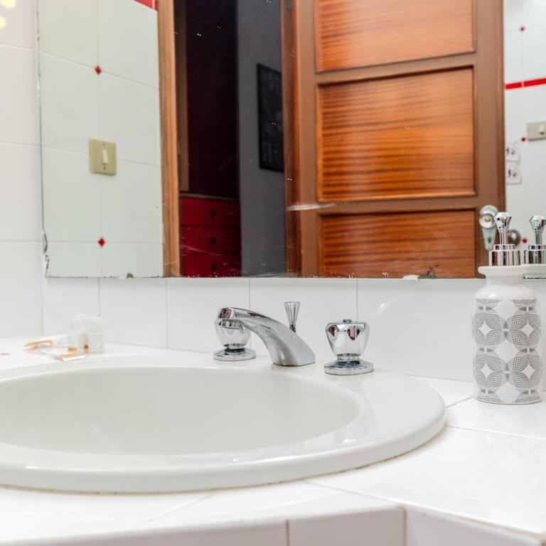 - Olbia City Center - Regina Margherita Apartment - Three-Bedroom Apartment - 33
