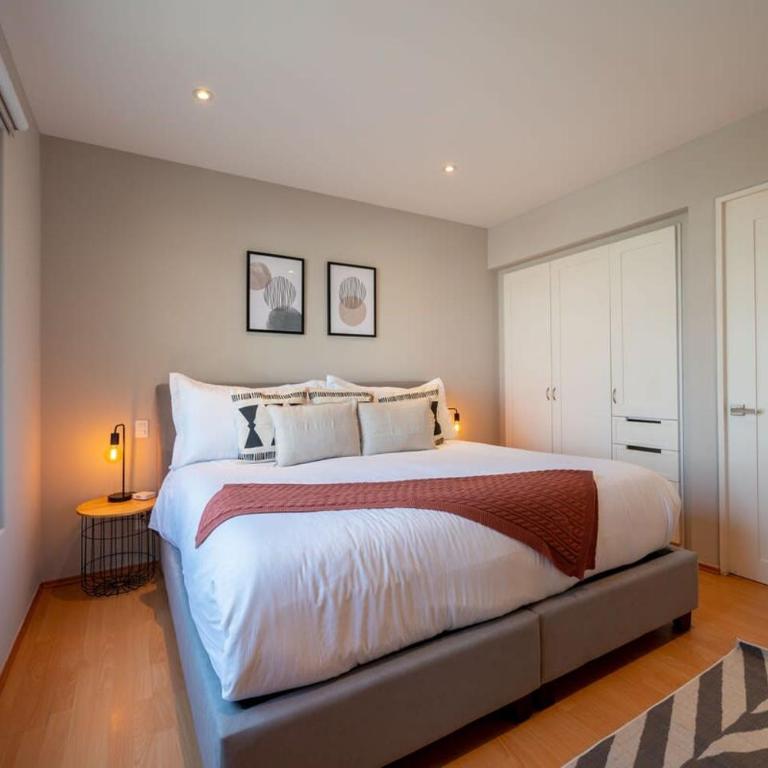 Capitalia 3BR Condo with Parking gym & Terrace - Apartamento - 7