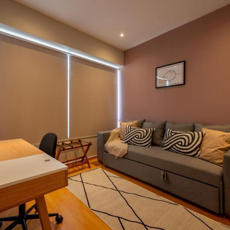 Capitalia 3BR Condo with Parking gym & Terrace - Apartamento - 12