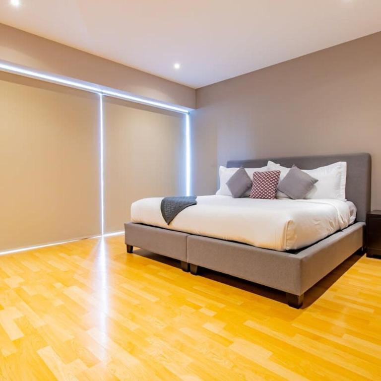 Capitalia Luxe 1BR Stay with Top Features - Apartamento - 7