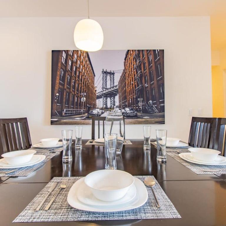 Capitalia Modern Condo with High-Speed Wi-Fi - Apartamento - 2