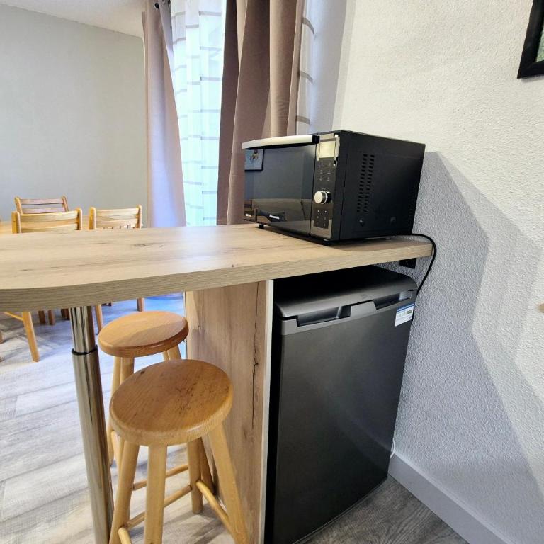 Charmant appartement au Revard Idéal pour 4 personnes au pied des pistes - Apartment - 9