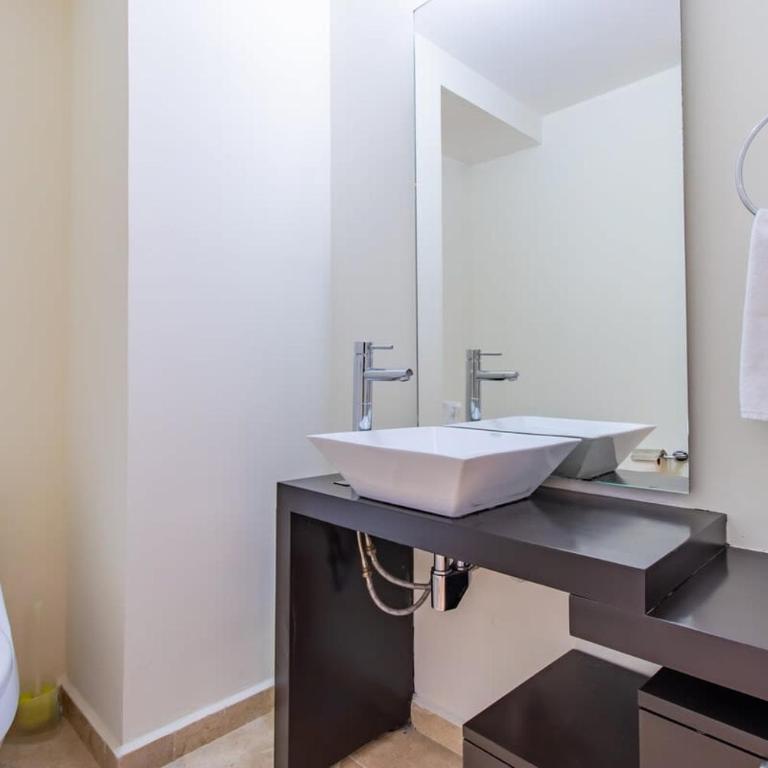 Capitalia Condo for Families Near Santa Fe Mall - Apartment - 23