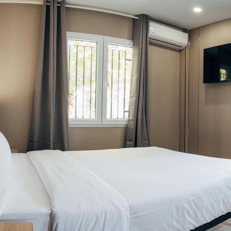 Hotel Golden Madrid - Double Room - 9