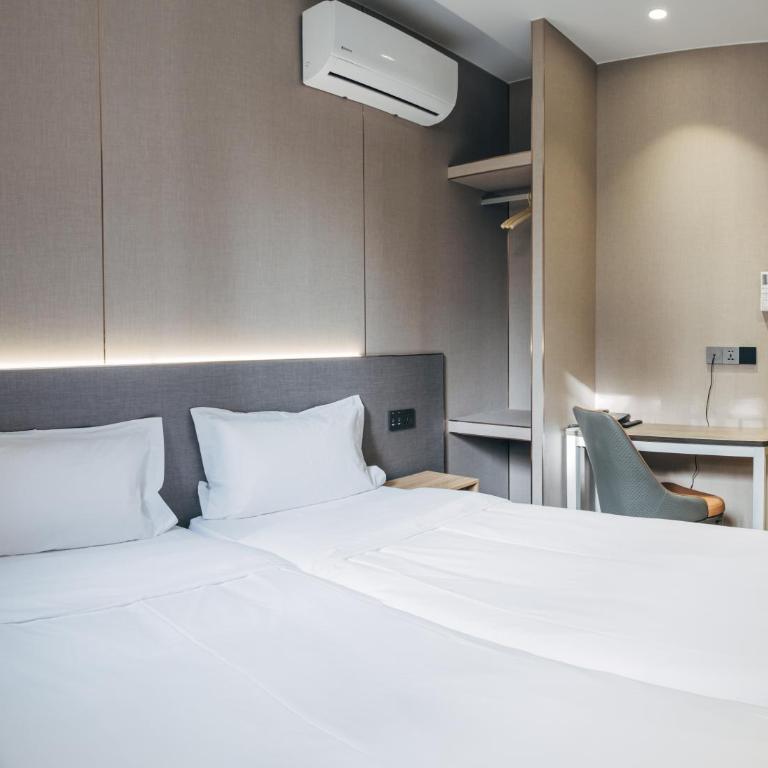 Hotel Golden Madrid - Twin Room - 10