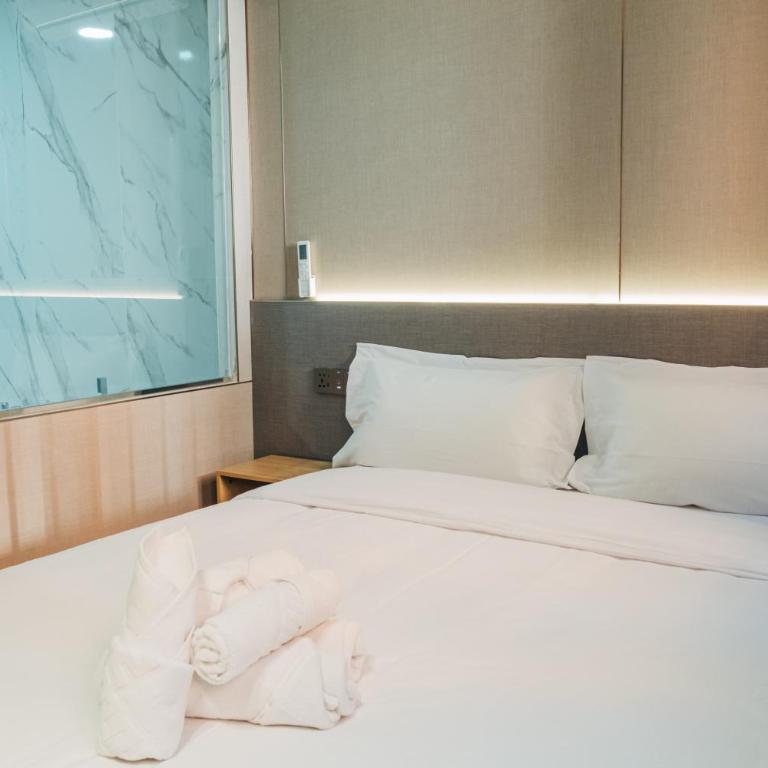 Hotel Golden Madrid - Double Room with Spa Bath - 2