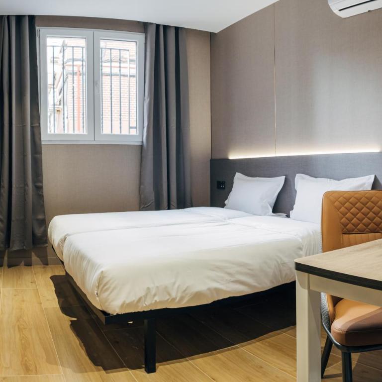 Hotel Golden Madrid - Twin Room - 6