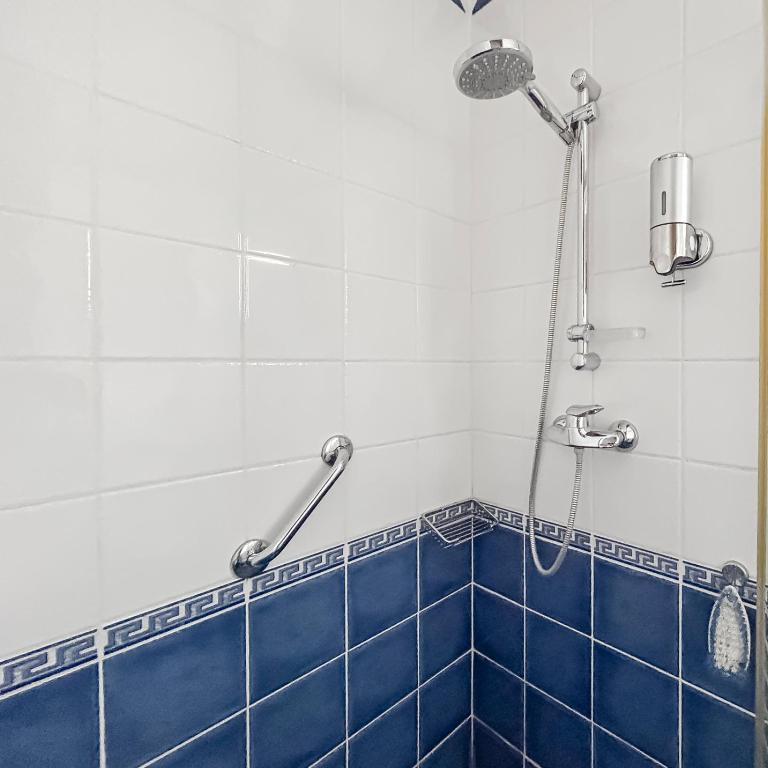 Terrasse, Parking privé, Vue lac & montagne - Appartement 1 Chambre avec Balcon - 25