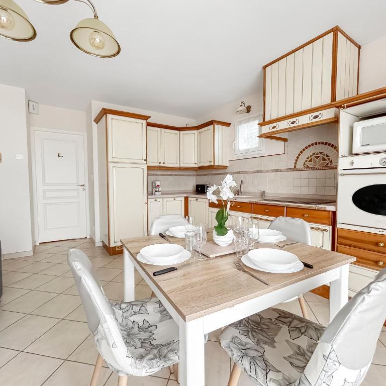 Terrasse, Parking privé, Vue lac & montagne - Appartement 1 Chambre avec Balcon - 18