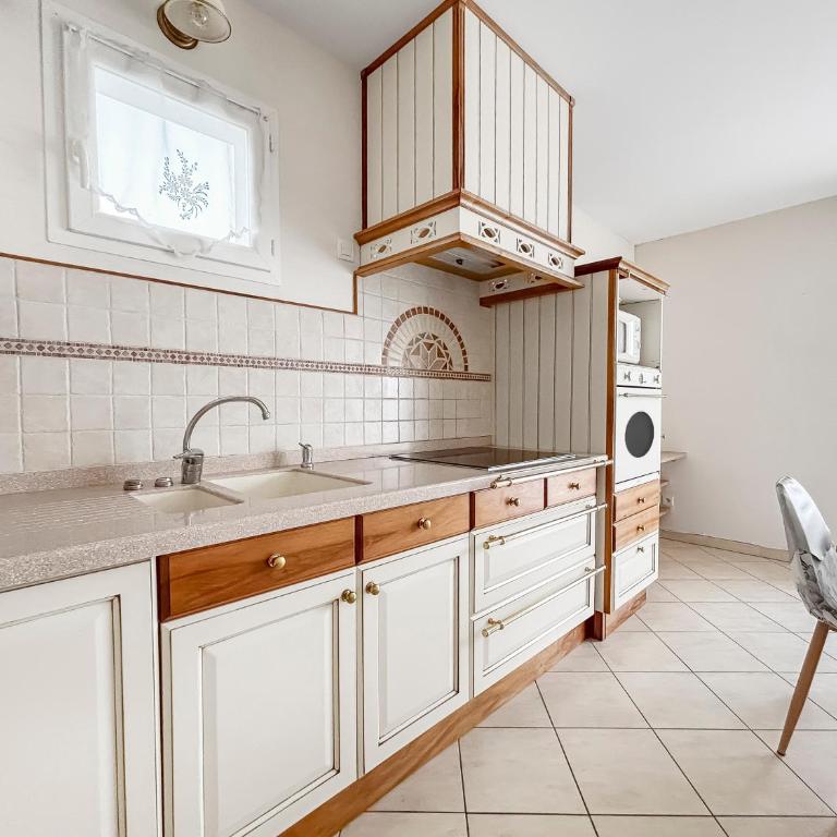Terrasse, Parking privé, Vue lac & montagne - Appartement 1 Chambre avec Balcon - 17