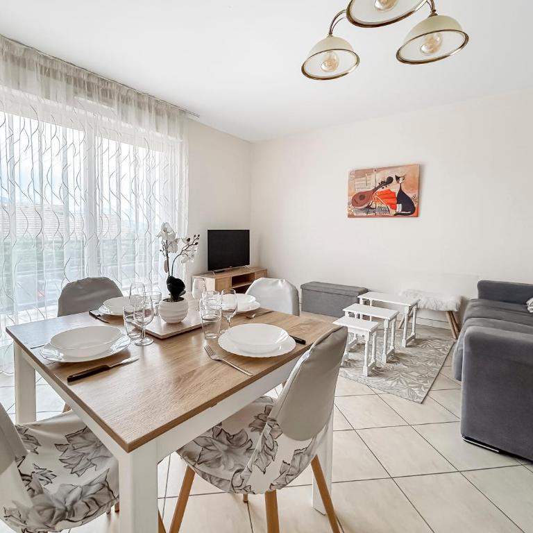 Terrasse, Parking privé, Vue lac & montagne - Appartement 1 Chambre avec Balcon - 12