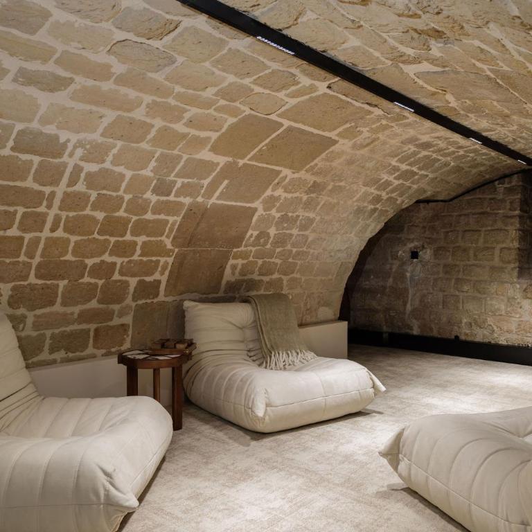 Oniri - Serviced Apartment in Le Marais - Rue du Roi de Sicile - Three-Bedroom Apartment - 40