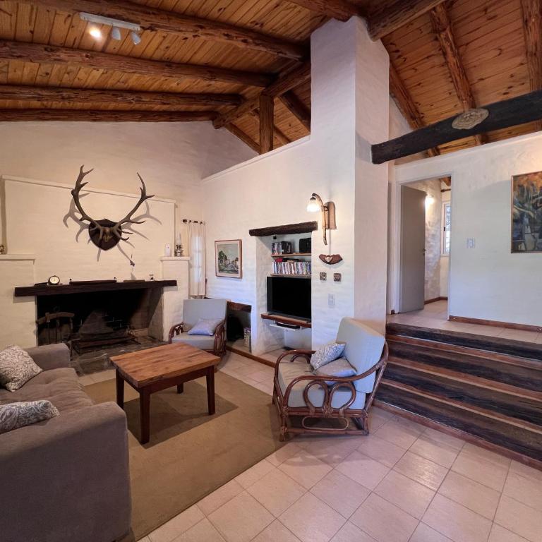Casa de Campo a metros del rio en las Sierras de Cordoba - Casa de 4 dormitorios - 6