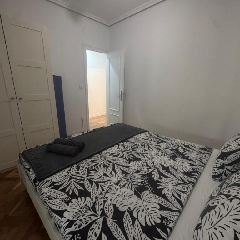 Plaza Mayor Citymad Stay - Apartamento de 3 dormitorios - 5