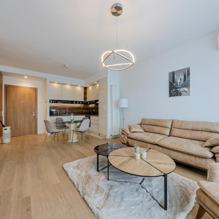 ZIGZAG Belgrade Waterfront King - One-Bedroom Apartment with Balcony - 5