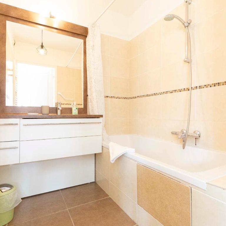 Plaza Antibes one-bedroom apartment with AC - Appartement - 11