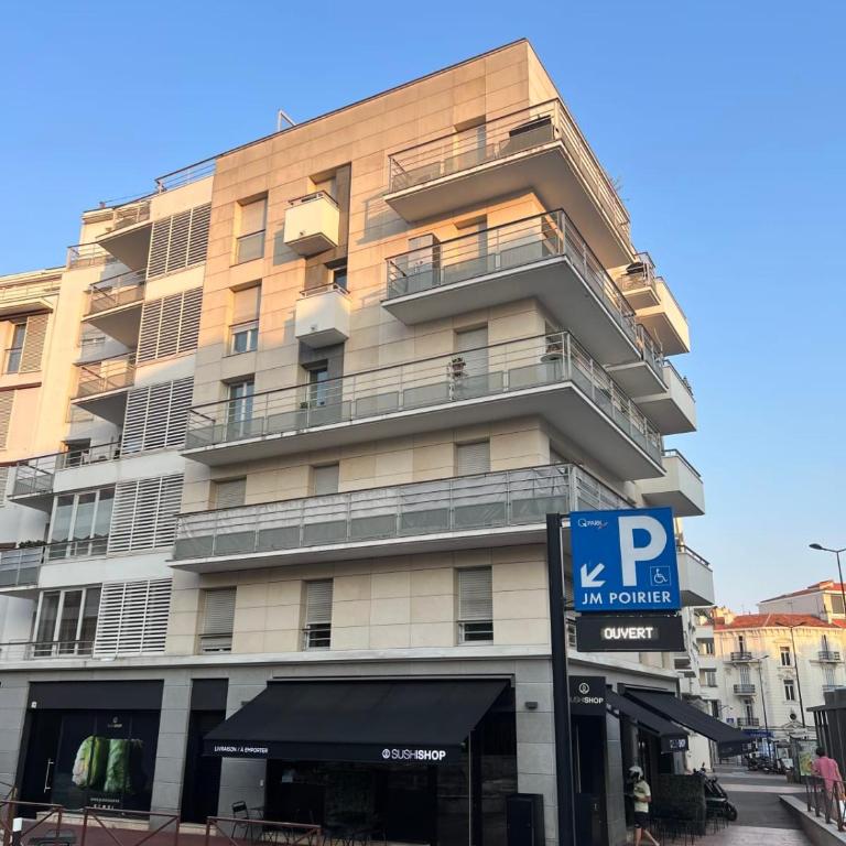 Plaza Antibes one-bedroom apartment with AC - Appartement - 21