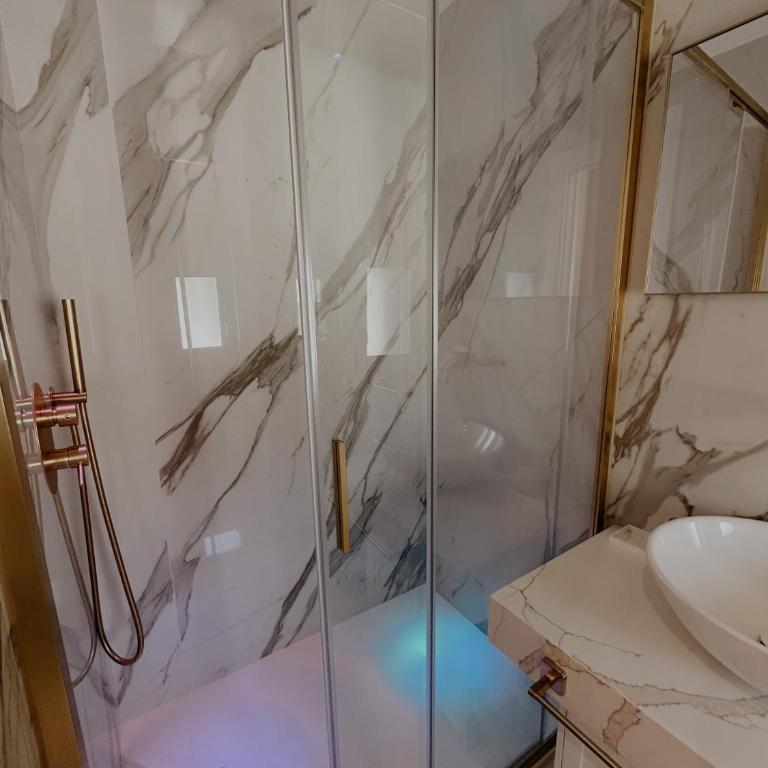 Mida Luxury Apartment - Camera Matrimoniale Deluxe - 16