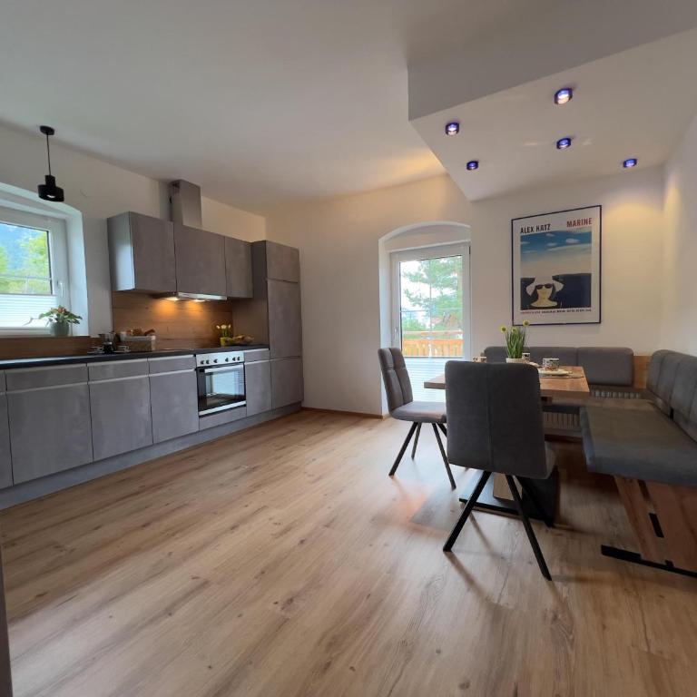 Appartement Carl - Apartment mit 2 Schlafzimmern und Badezimmer - 3