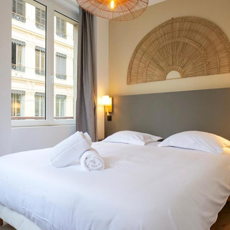 Le Chenavard I-hyper centre-Central air conditioning - One-Bedroom Apartment - 8