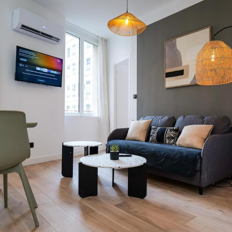 Le Chenavard I-hyper centre-Central air conditioning - One-Bedroom Apartment - 18