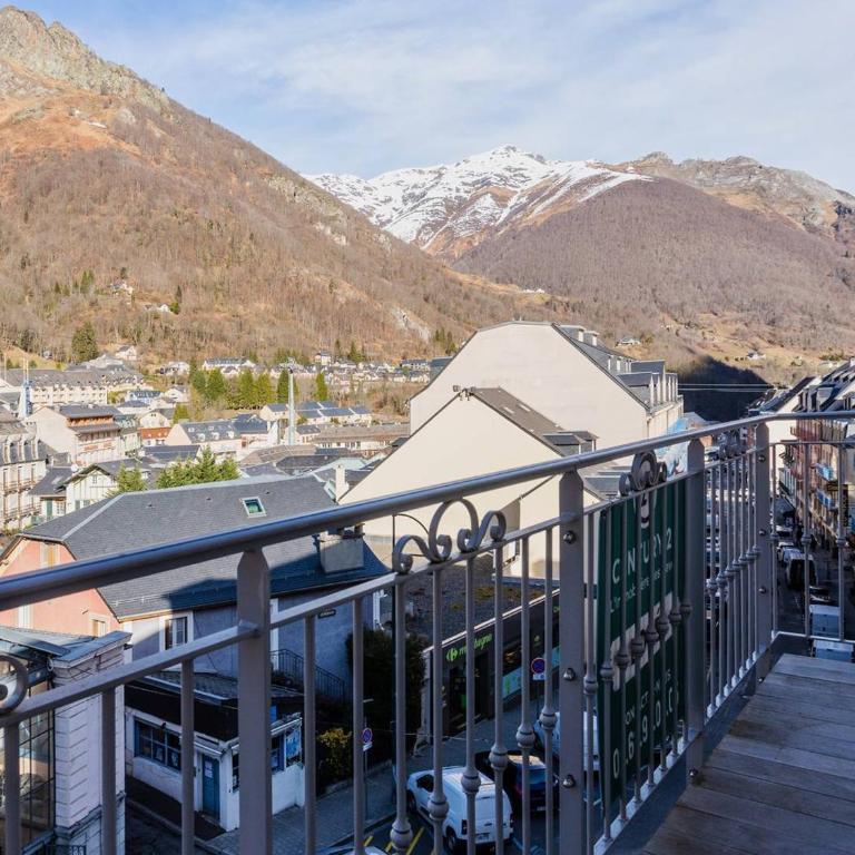 Appartement rénové 3 ch, centre-ville Cauterets - FR-1-812-39 - Apartment - 8