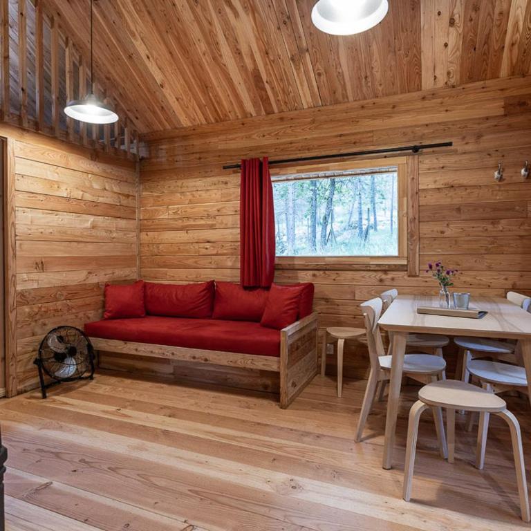 Huttopia Val Cenis - Chalet Supérieur - 8
