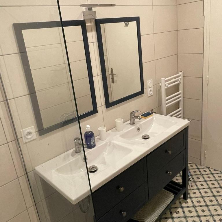 Villa Léa - Two-Bedroom Apartment - 12