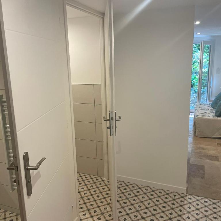 Villa Léa - One-Bedroom Apartment - 8