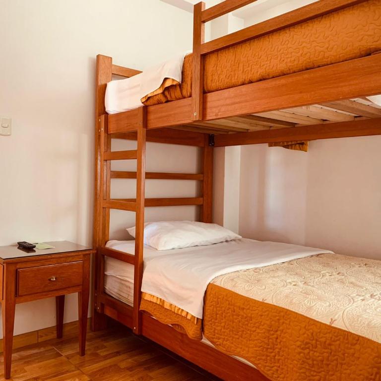 Hotel Silver - Economy Quadruple Room - 6