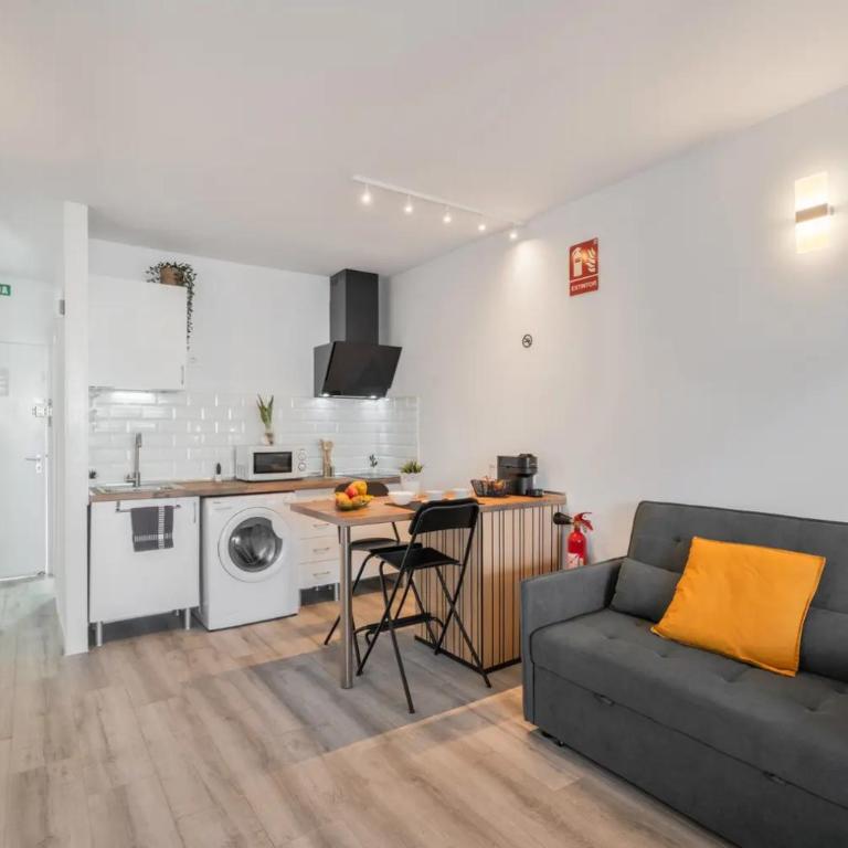 Moderno Estudio con Piscina en Arona - Ideal para Parejas - Apartamento de 1 dormitorio - 9