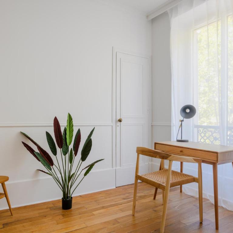 Paris Center Colisée residence - Appartement 2 Chambres - 14