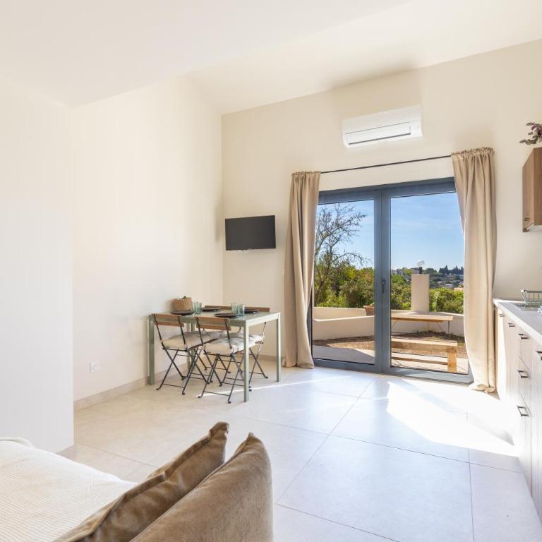 Duplex Arthur - Private garden - Parking - Air conditioning - WiFi - Appartement 1 Chambre de Luxe - Vue sur Jardin - 7